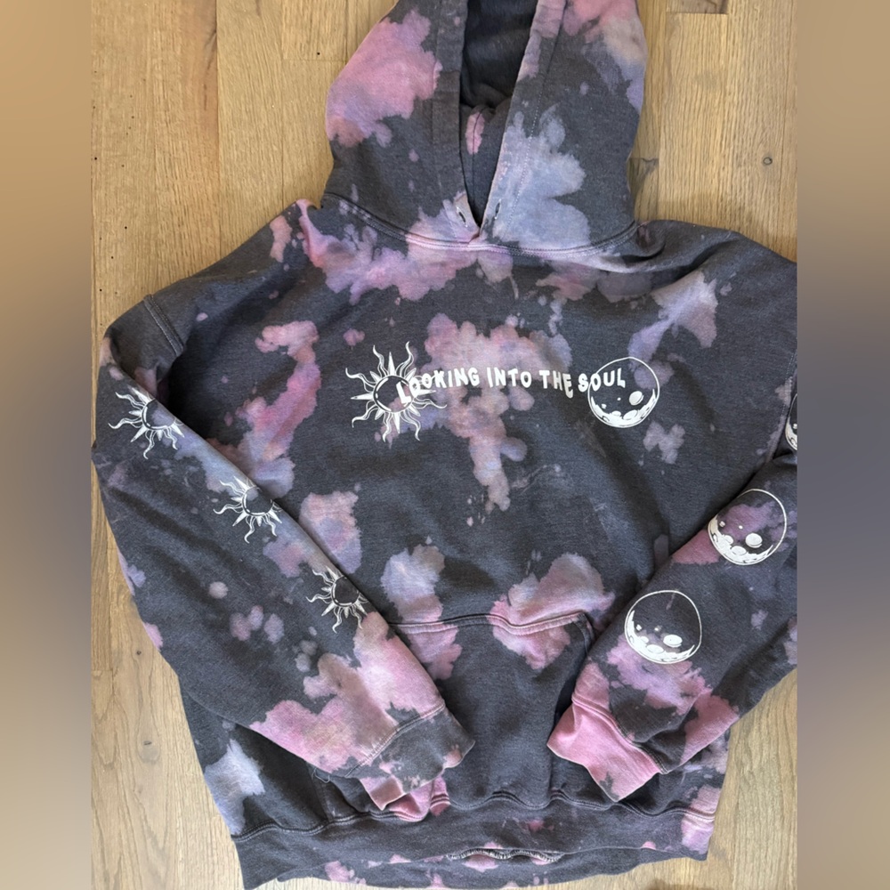 Urban “looking into the soul” hoodie
